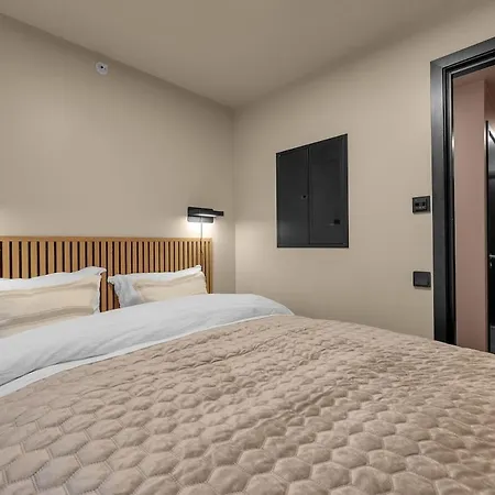Bjoerk Tromso - City Center Apartment, 2 Steps From Main Street! Tromsø